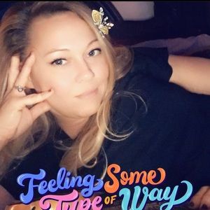 Meet your Posher, Carrie